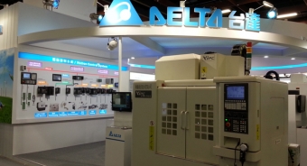 2015 TIMTOS Delta booth at World Trade Center showcases Yang Tie YTM-763 and Delta NC-311A controller
